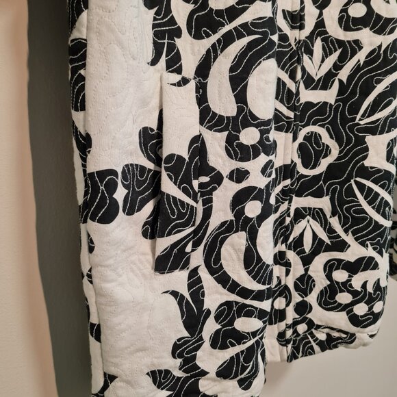 Zara Quilted Cotton Printed Oversized Coat Floral Black White S Blogger Fav - Picture 7 of 9